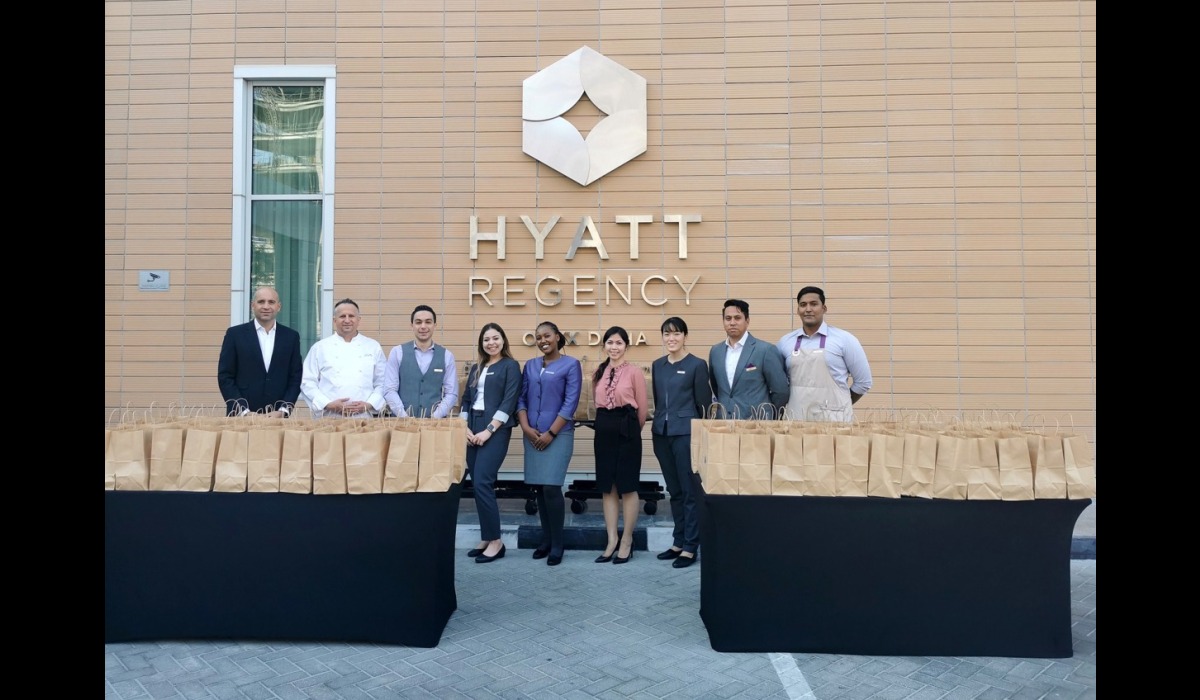 Hyatt Regency Oryx Doha Distributes Iftar Meal Boxes to Taxi Drivers